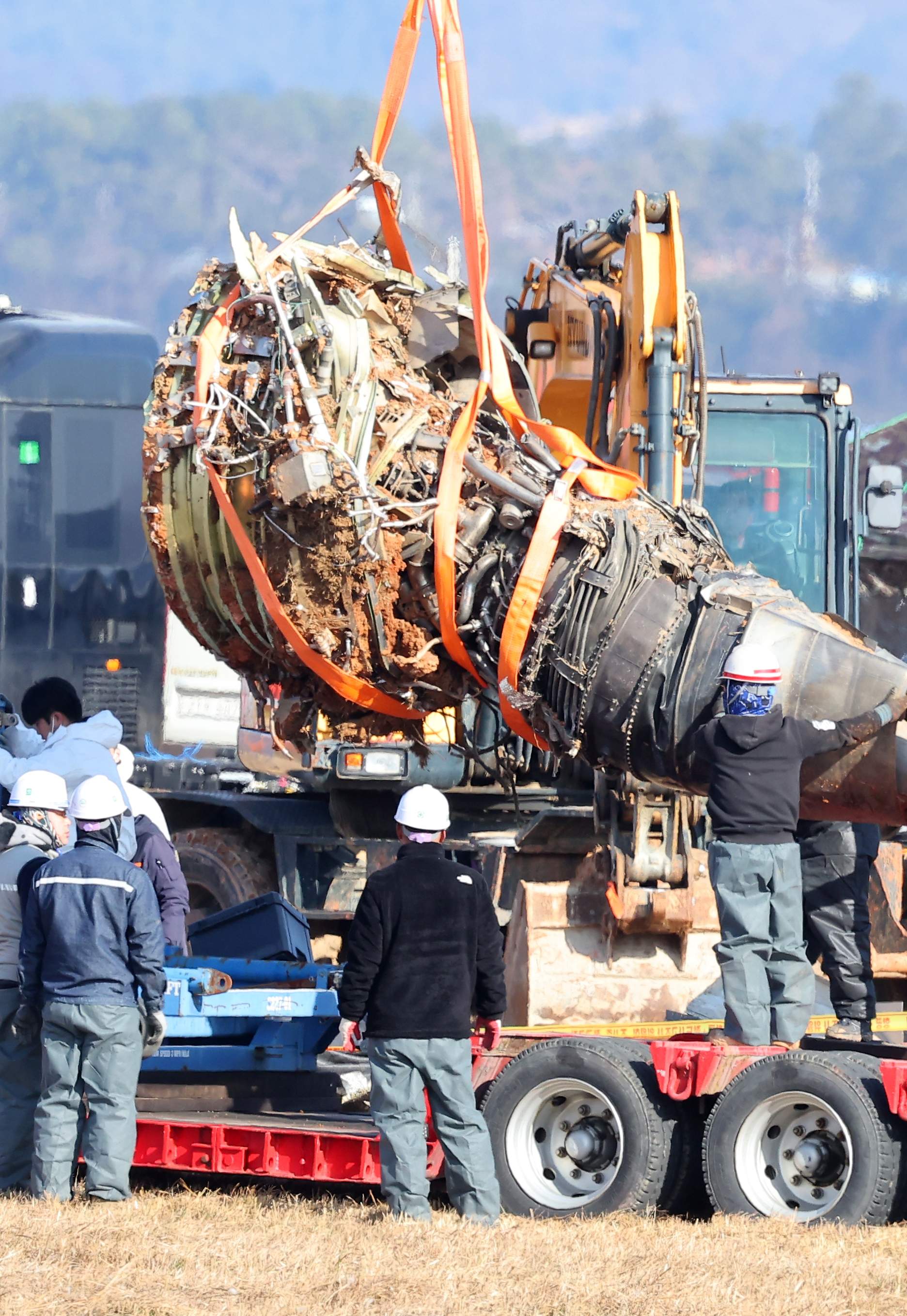 Freno a la investigación: las cajas negras del avión de Jeju Air dejaron de grabar antes del accidente