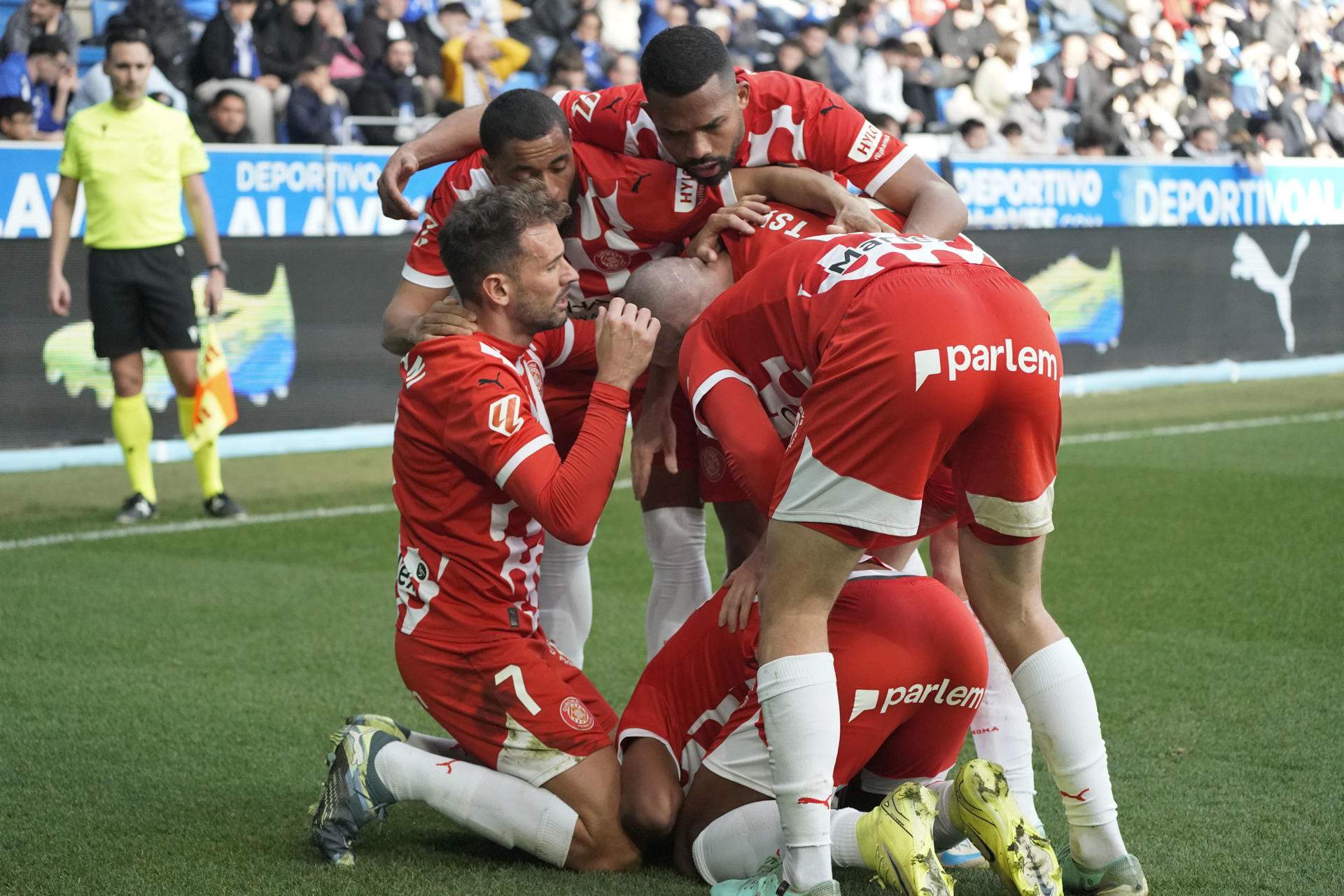 El Girona estrena l'any amb una victòria in extremis contra l'Alabès a la Lliga (0-1)