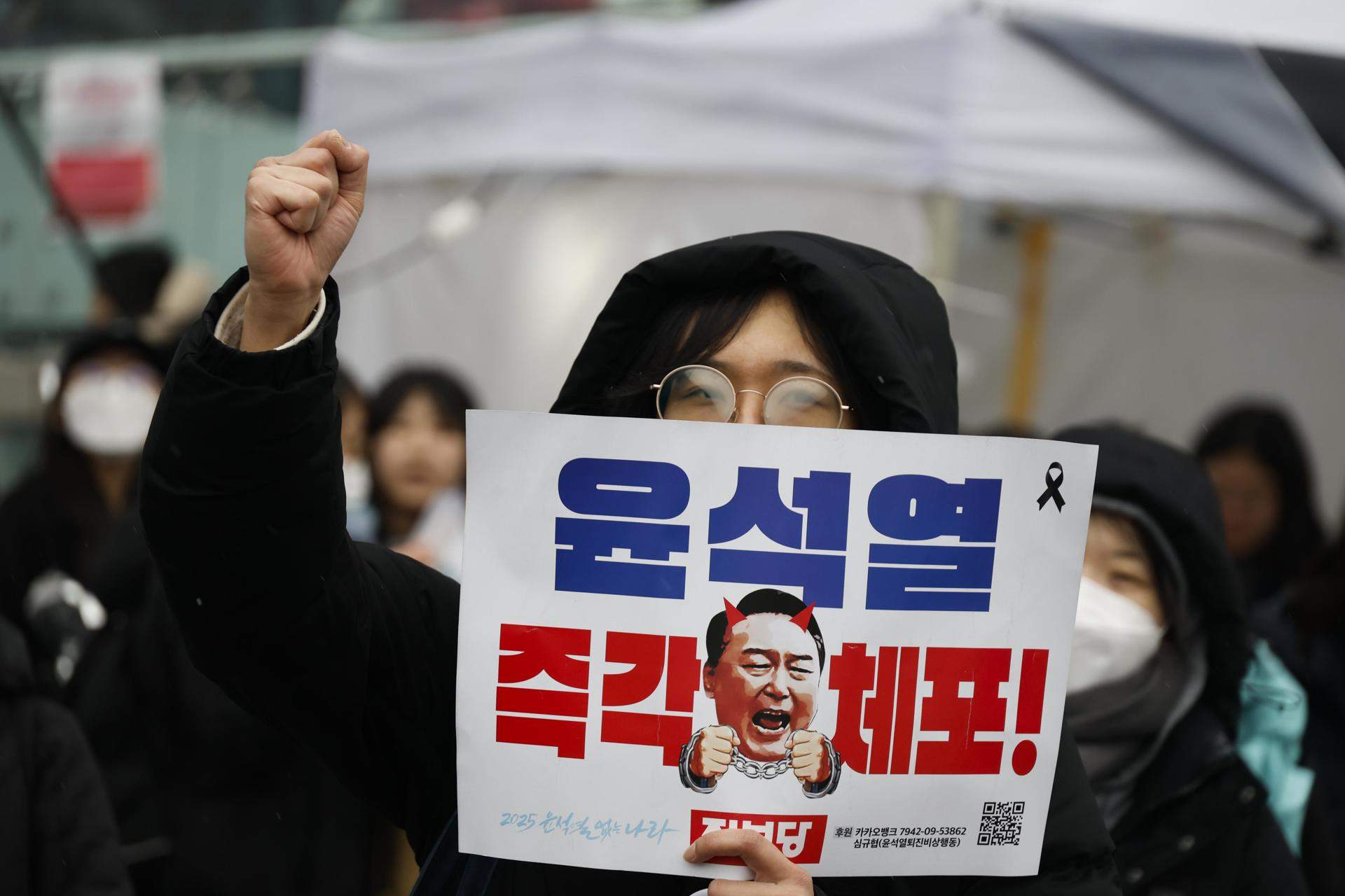 Detenido el presidente de Corea del Sur después de horas de resistencia en su residencia