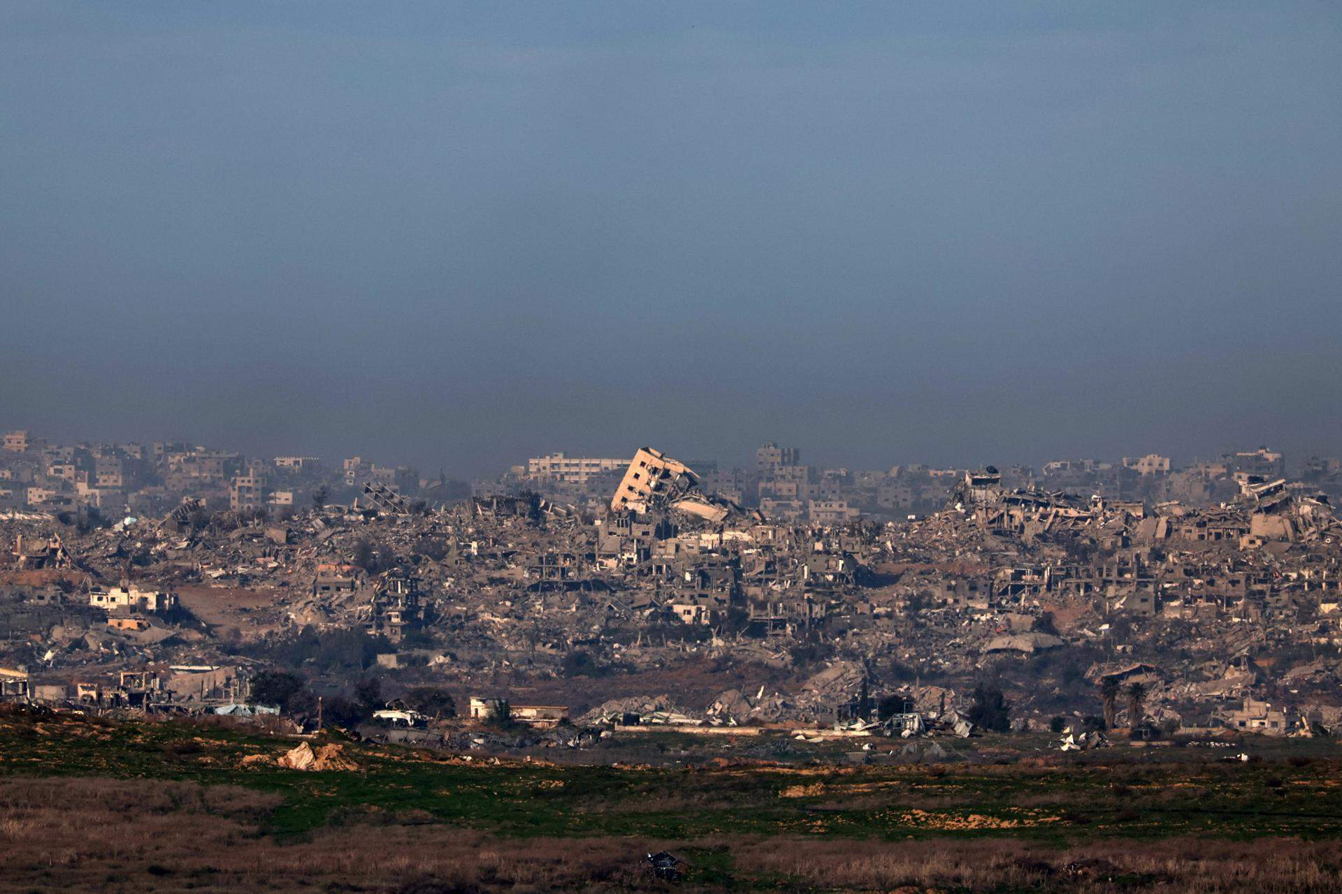 Entra en vigor l'alto el foc a Gaza després d'un tens ajornament de tres hores