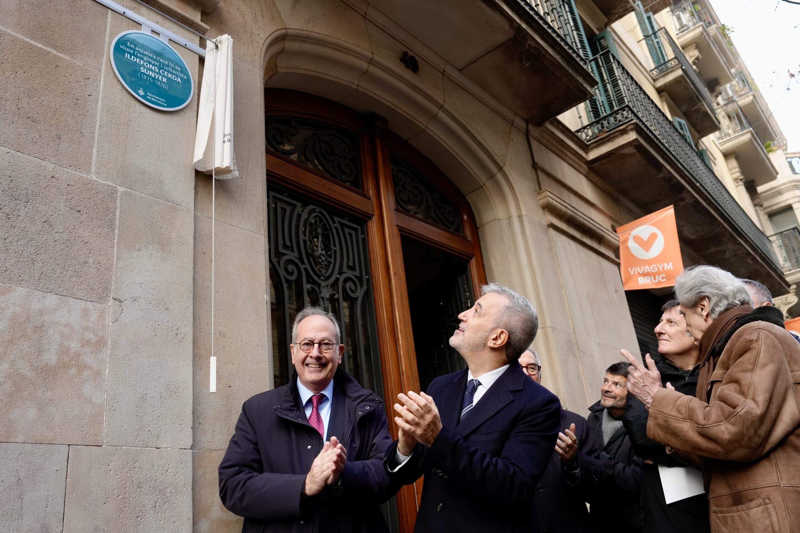 Una placa a l’Eixample engega el debat sobre la ubicació del monument que mereix Ildefons Cerdà