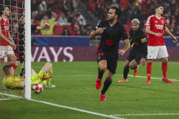 Gol d'Eric Garcia durant el Benfica - Barça / Foto: EFE