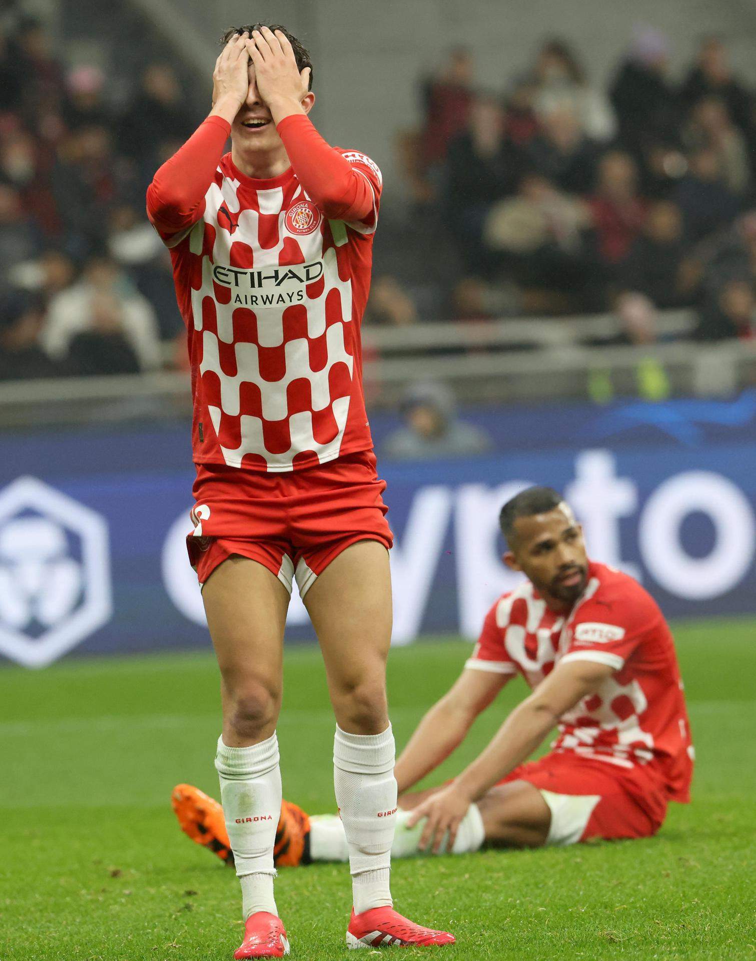 El Girona pierde con orgullo ante el Milan y se despide de la Champions League (1-0)