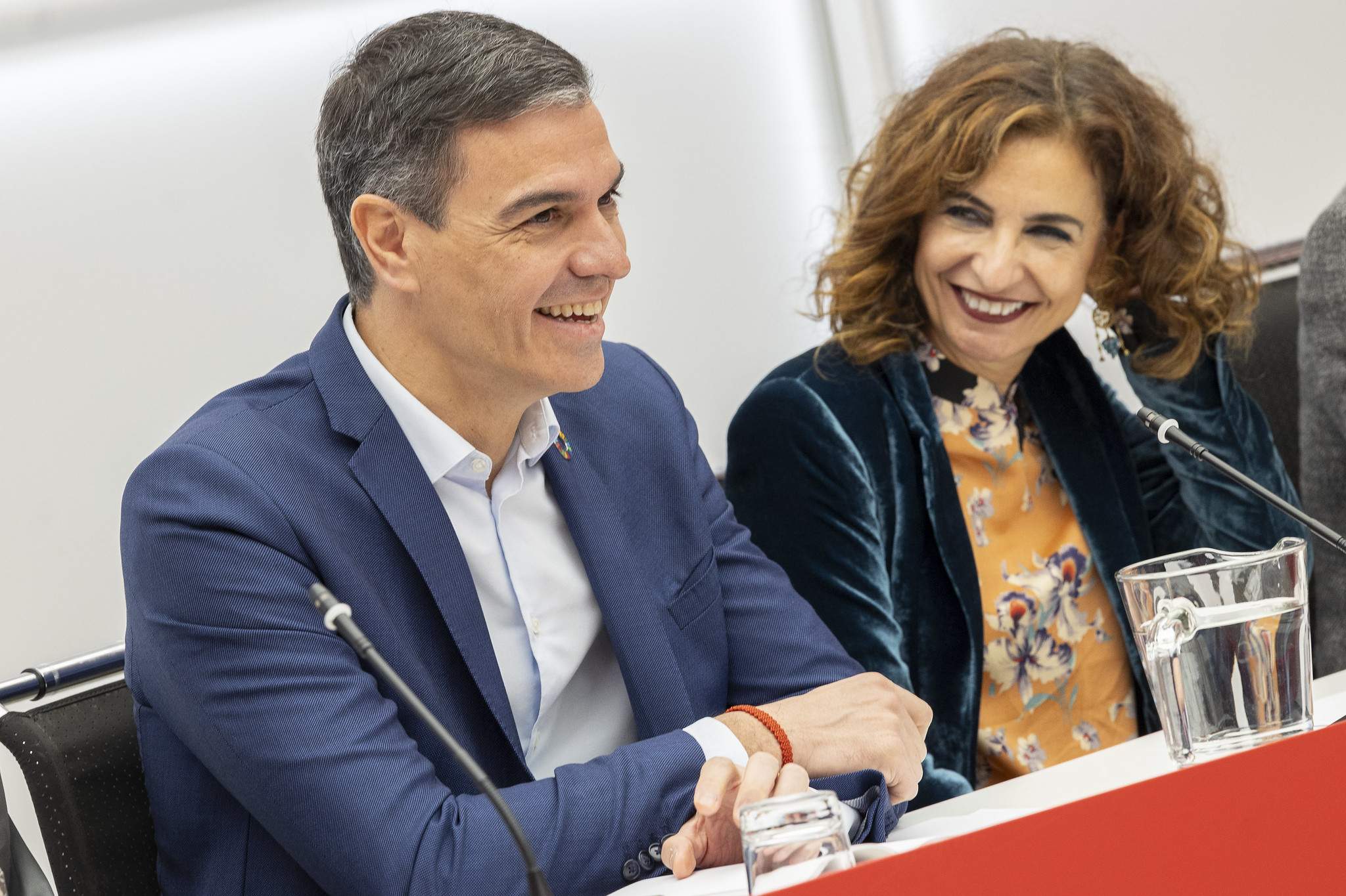 El PSOE se enroca en el decreto ómnibus e insta el PP a "reflexionar" para aprobarlo