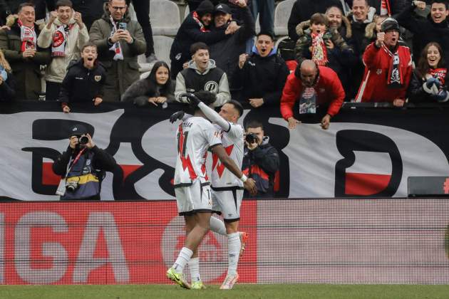 Nteka celebra el gol de la victòria del Rayo Vallecano - Girona / Foto: EFE