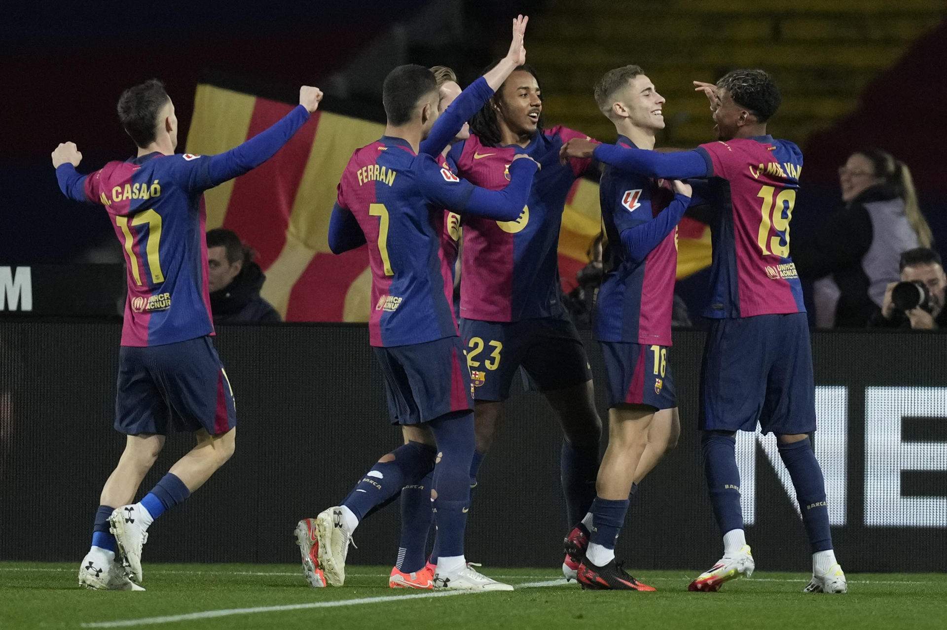 El Barça supera la barrera dels 100 gols però no és l'equip més golejador del món