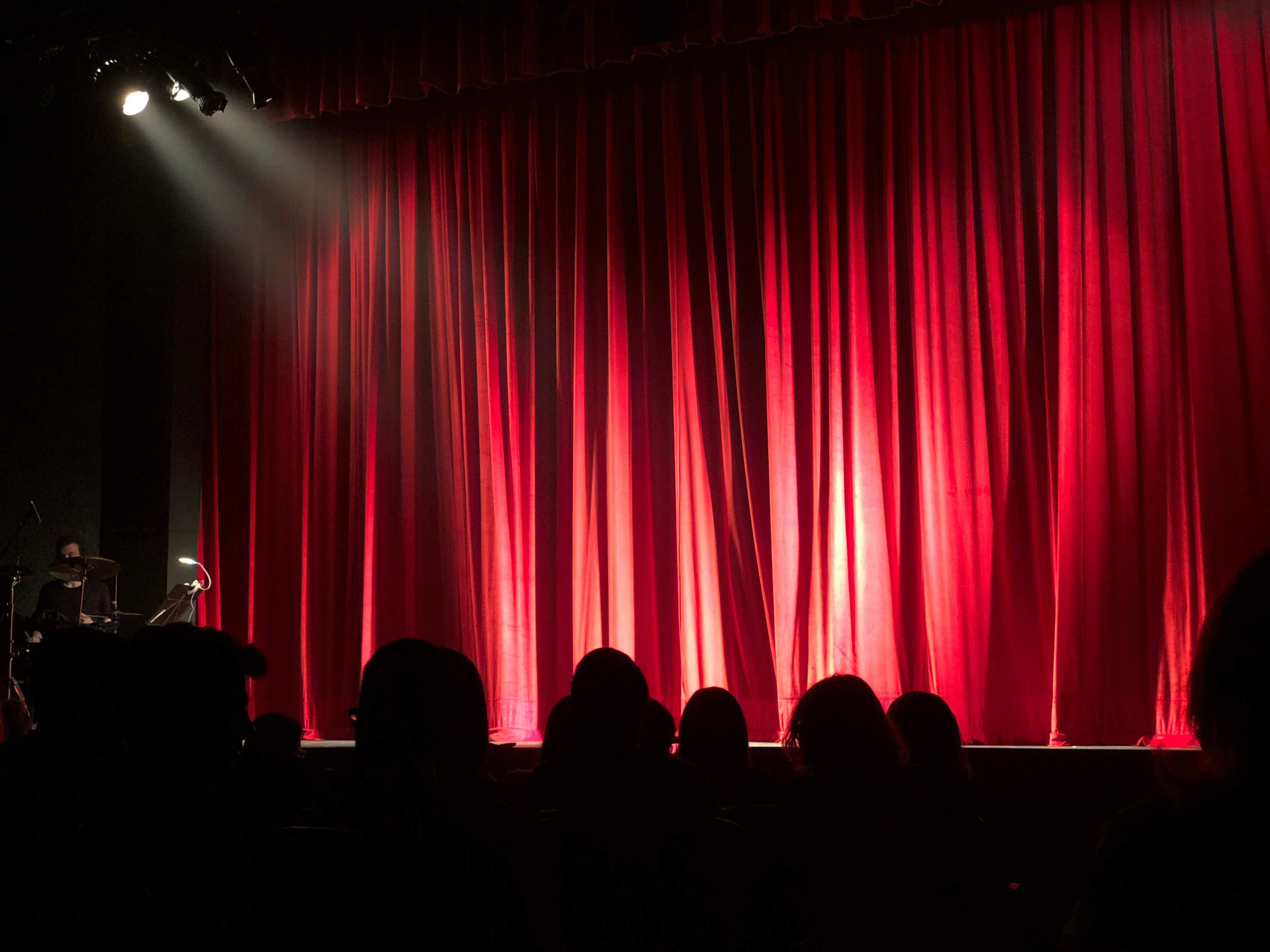 XXVII Concurso de Teatro Amateur Vila de Abrera - Molta Merda