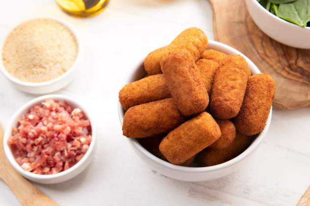 Croquetes propietàries / Foto: Freepik