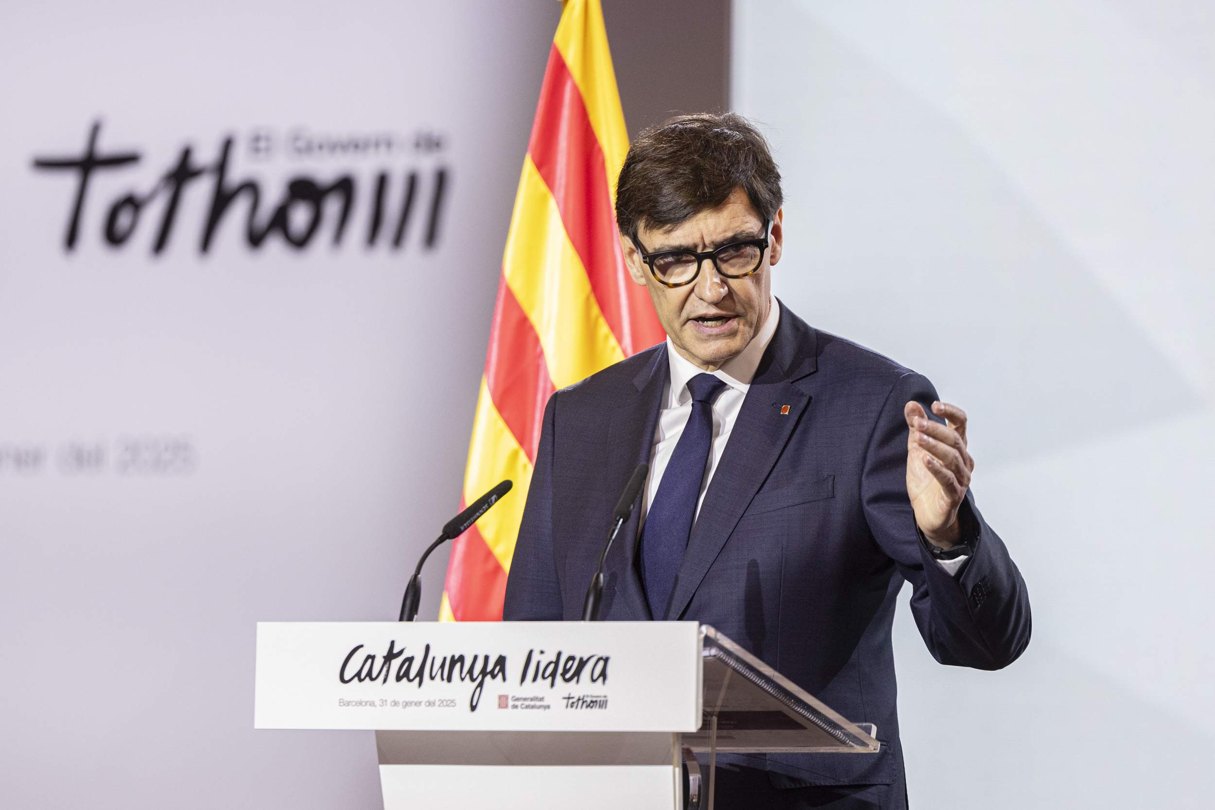 Illa anuncia al empresariado catalán que el Govern invertirá 18.500 millones en cinco años