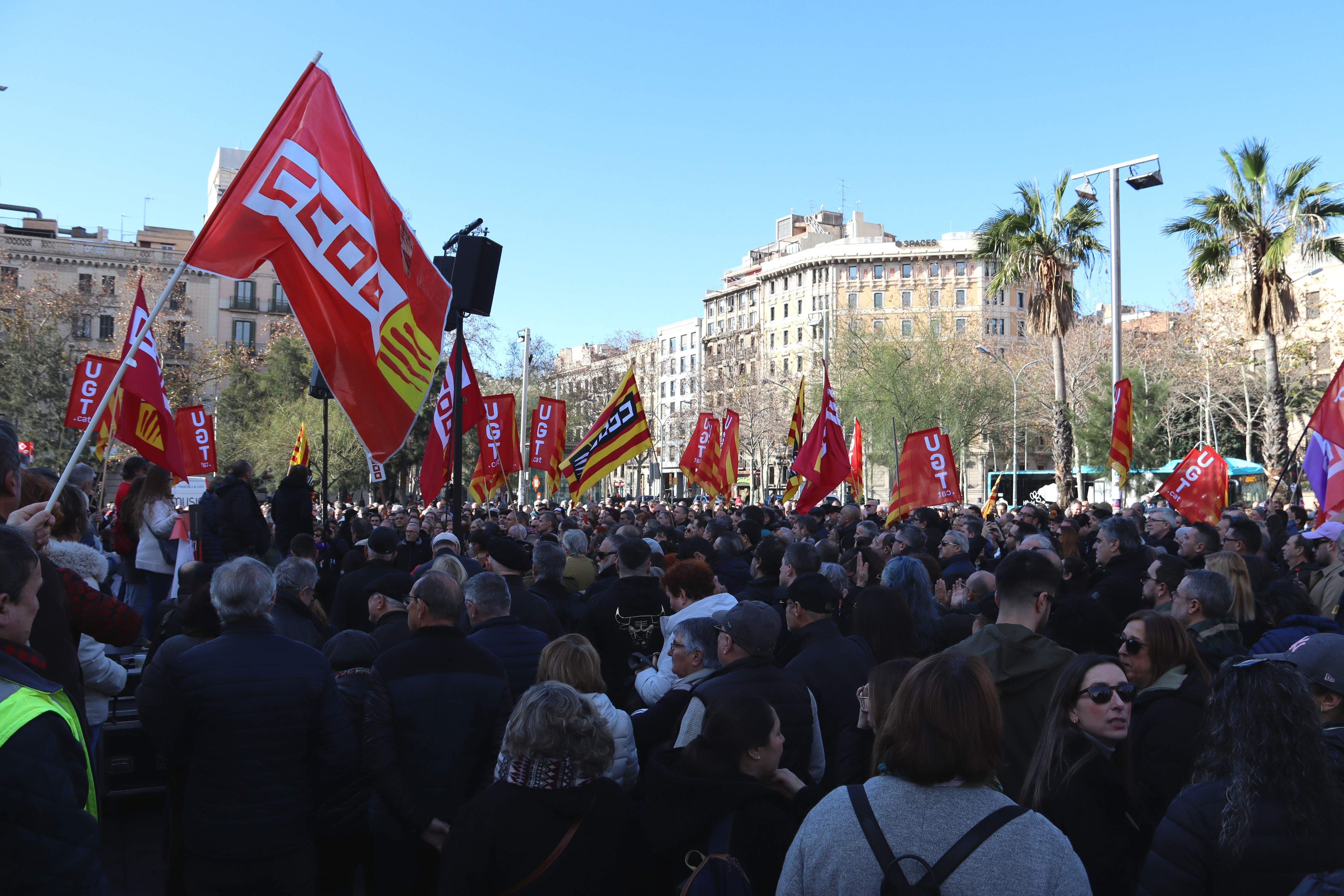 CCOO i UGT atien els carrers contra el "tacticisme" amb les polítiques socials: "Amb això no s'hi juga"