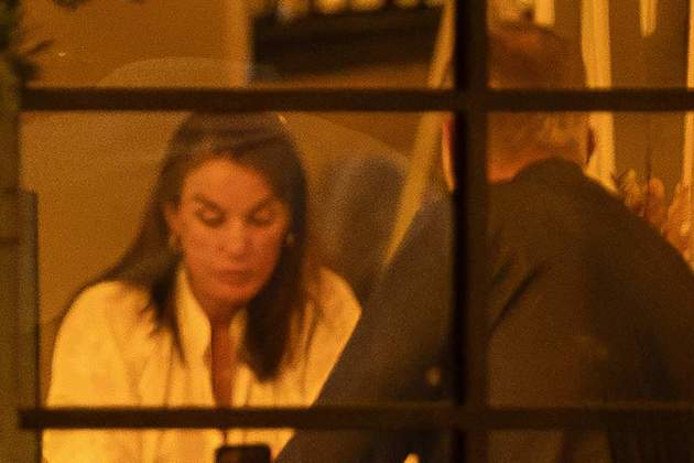 Felipe VI y Letizia cenando en un restaurante