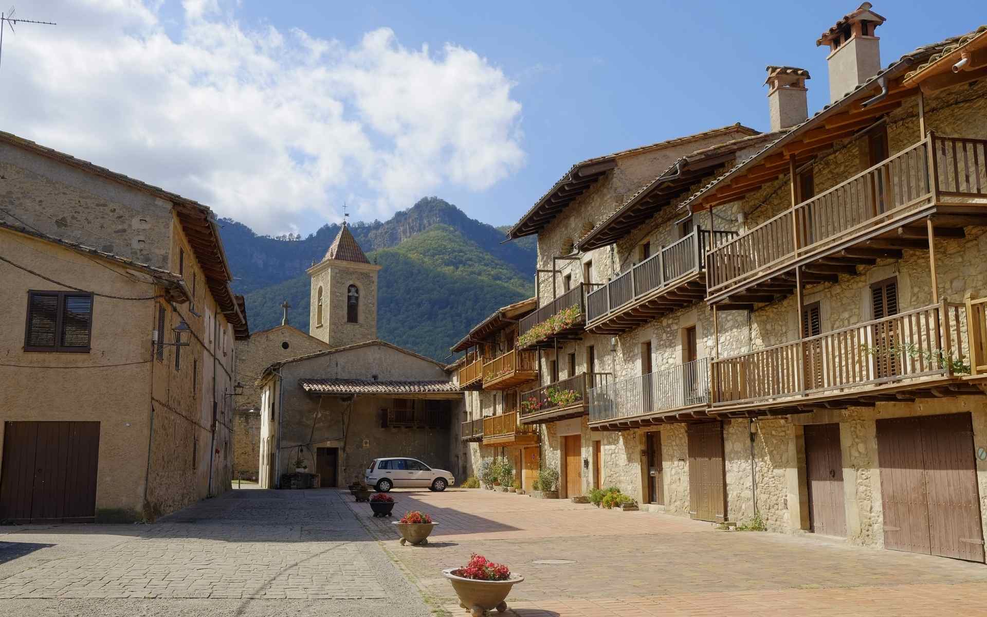 Ni Rupit ni Camprodon: aquest és el poble ple d'encant conegut com 'la petita Suïssa catalana'