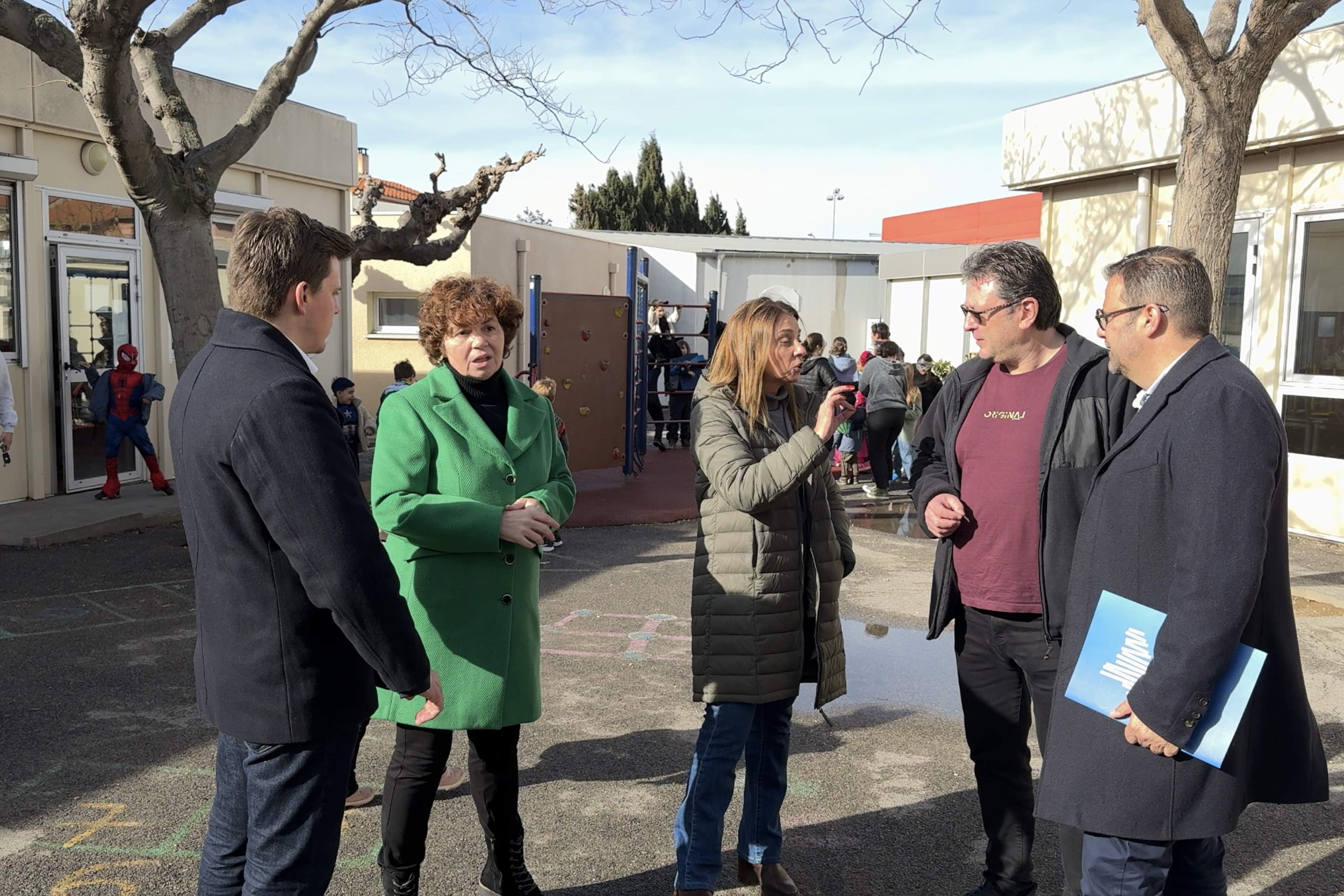 La ACM anima a los ayuntamientos catalanes a aportar fondos a la Bressola