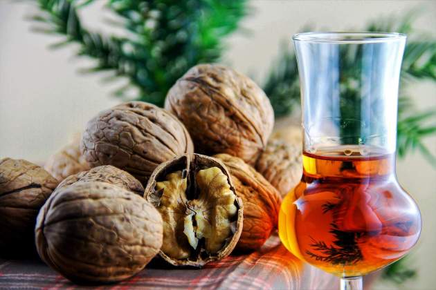 Las nueces son un ingrediente clave para la maceración / Foto: Unsplash