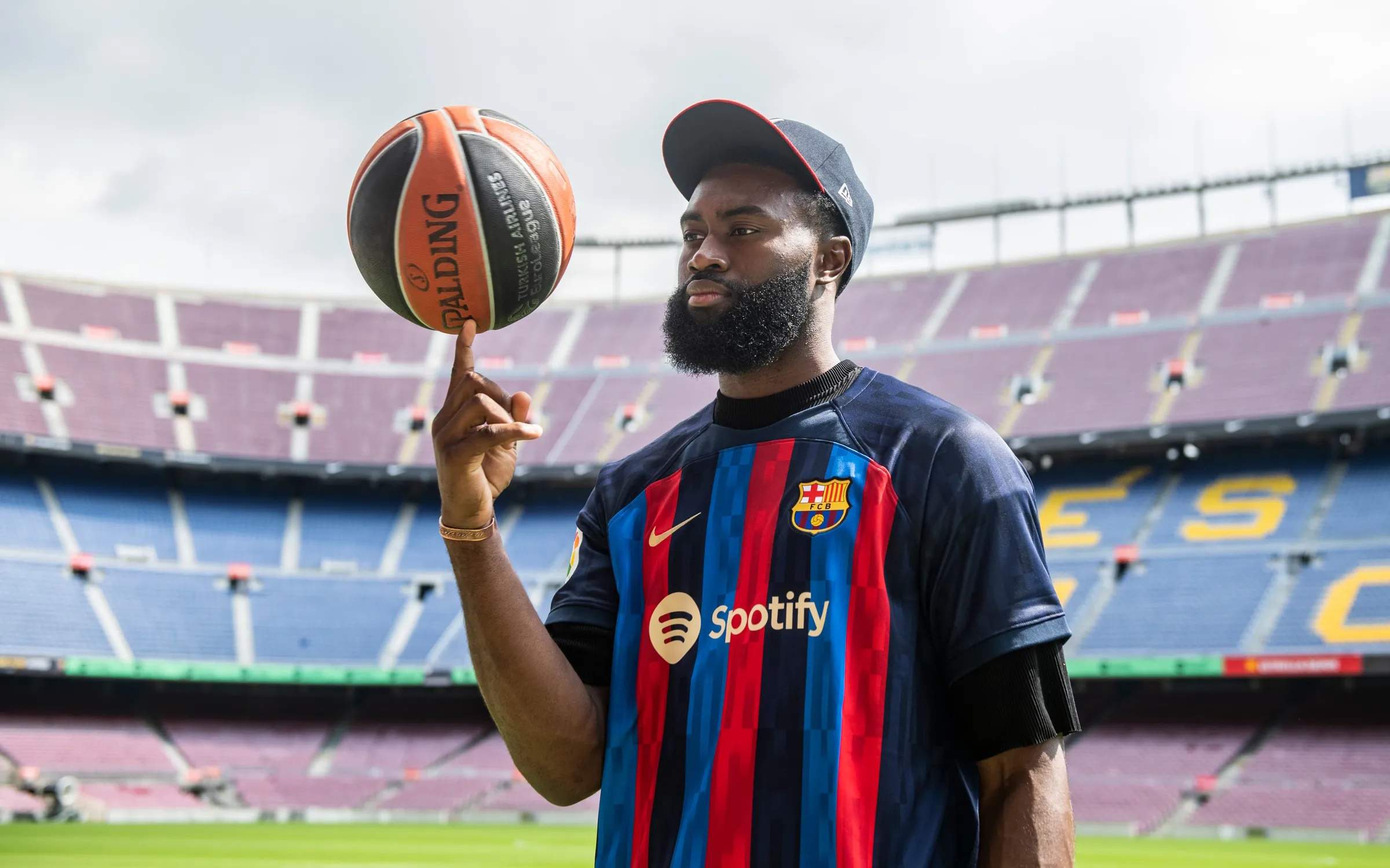 La estrella de la NBA declarada culé que podría jugar en el Barça e incluso comprar el club