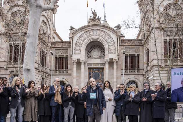 La plana major de Turull abans del judici de Lluís Puig / Foto: Carlos Baglietto