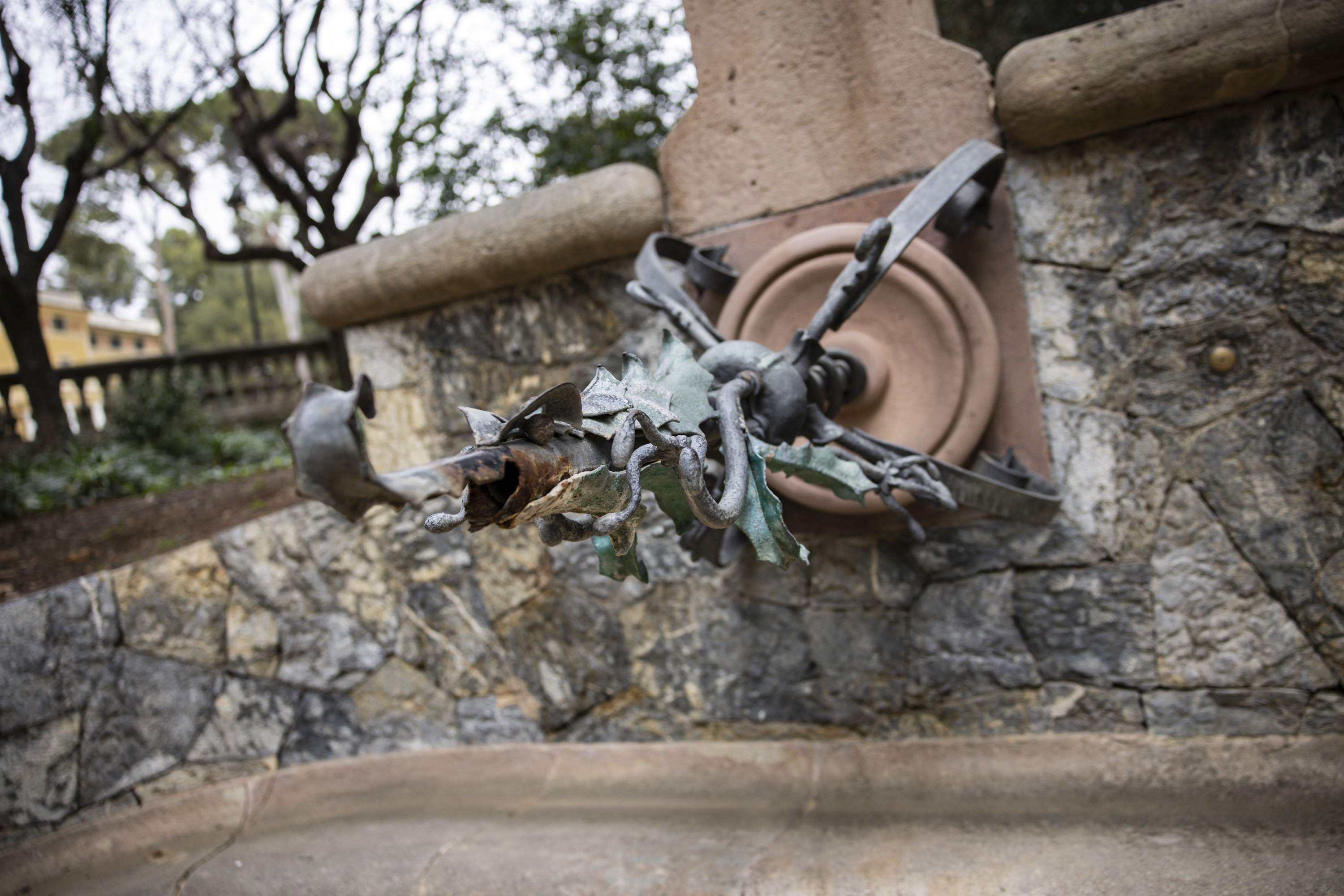 La fuente recóndita de Gaudí en Pedralbes que perdió la cabeza (y que la recuperará)