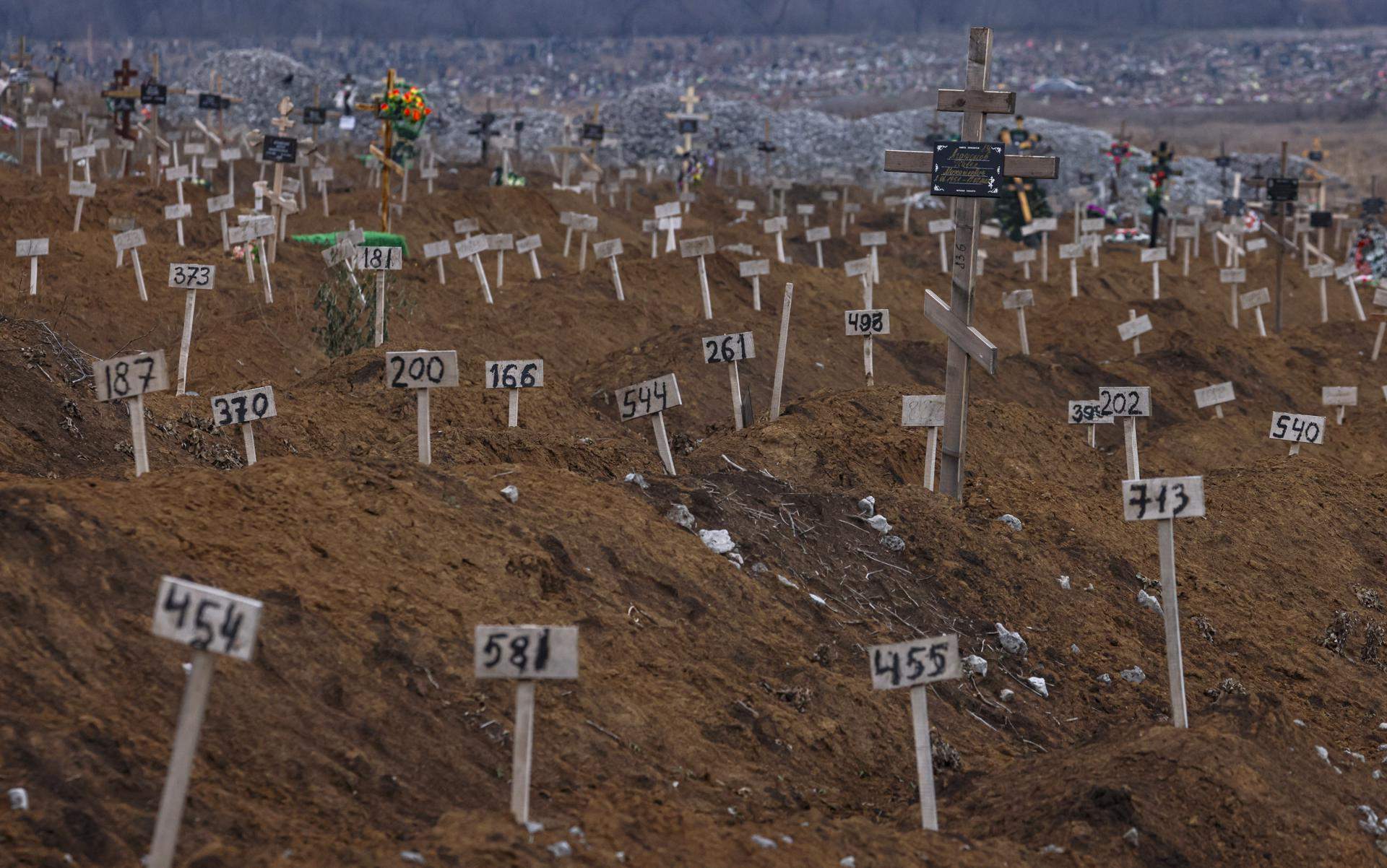 Ucrania conmemora la tragedia de Mariúpol: exigen justicia por los crímenes rusos