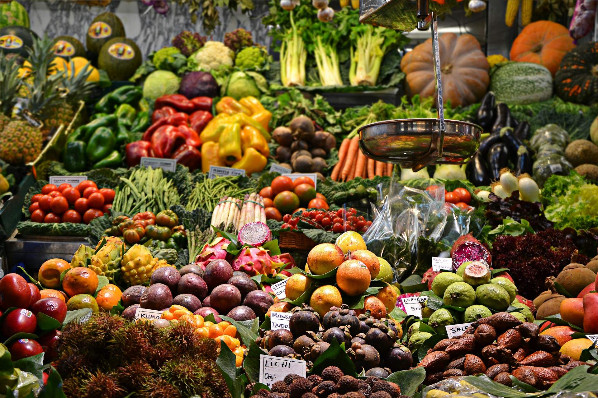 Sabies que aquesta fruita en realitat no és una (sola) fruita?