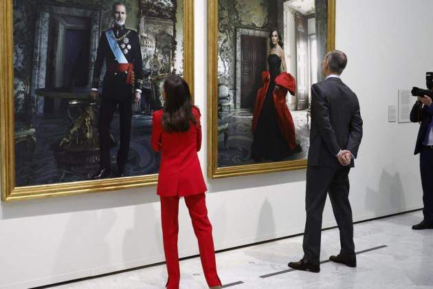 Retratos de Felipe y Letizia