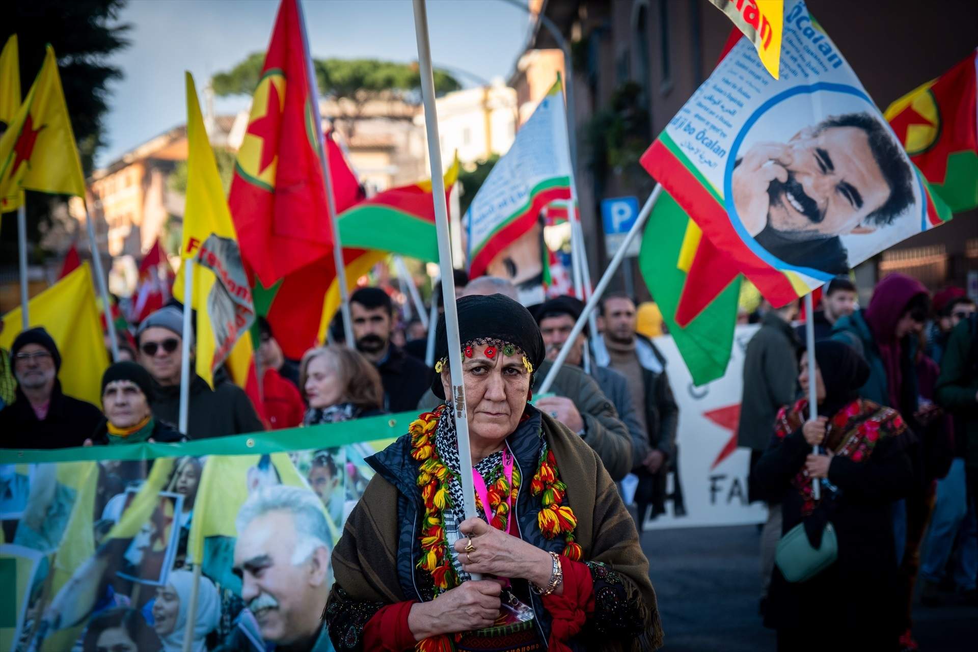 El PKK declara un alto el fuego con Turquía para "iniciar un nuevo proceso histórico" hacia la paz