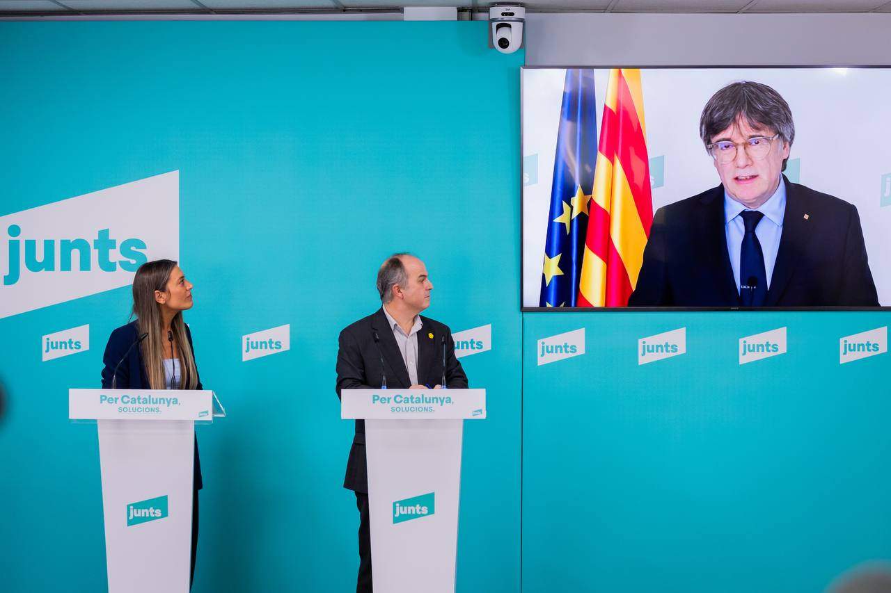 Puigdemont reivindica el traspaso de la inmigración como una competencia "de Estado"