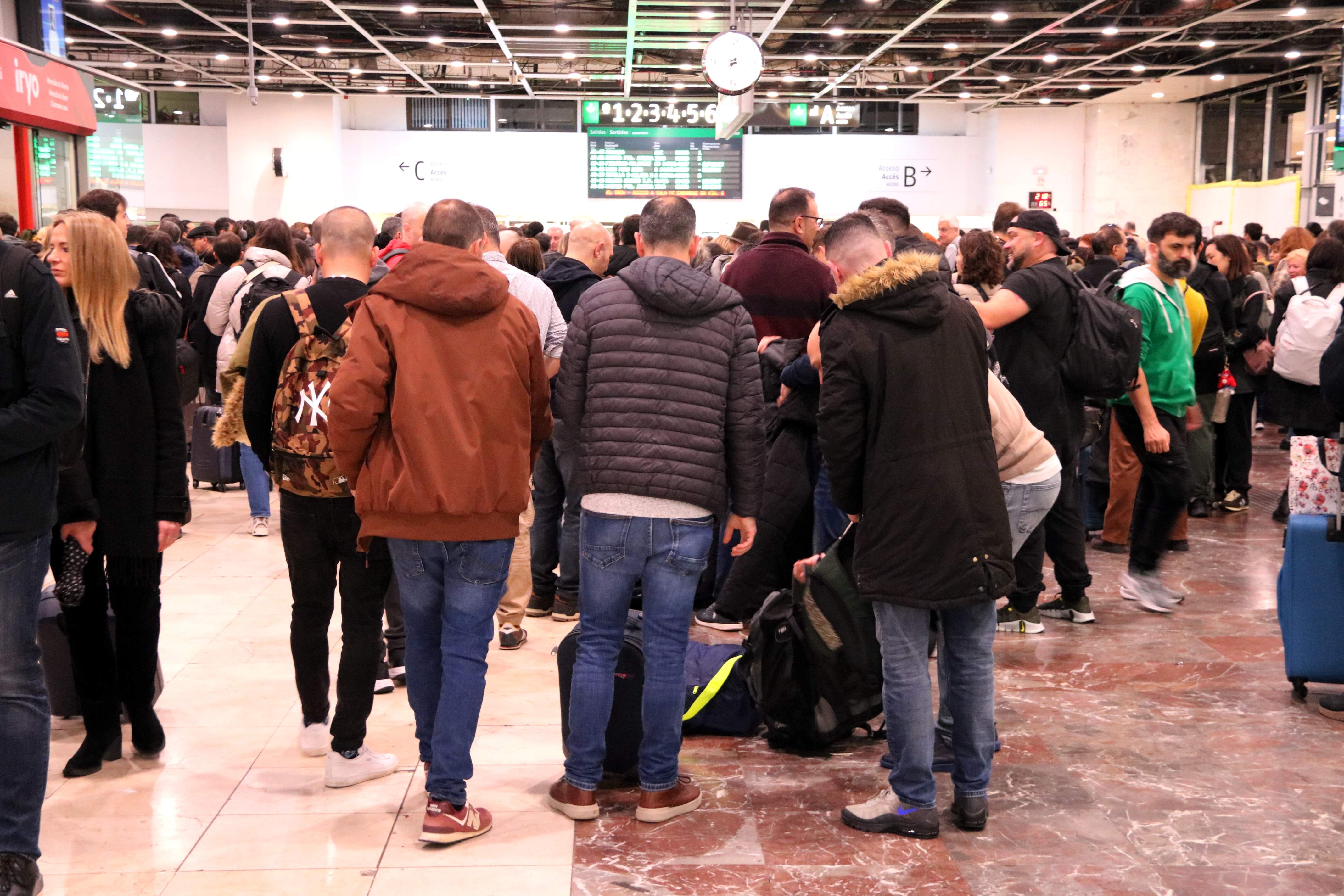 Nueva interrupción de la alta velocidad de Sants a Mollet y Paneque pide una reunión urgente con el Ministerio