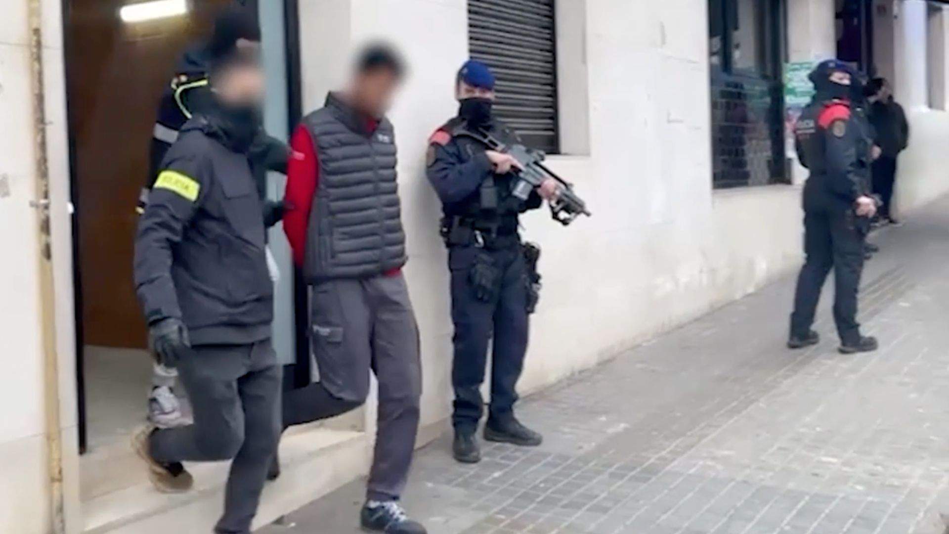 El huevo de la serpiente, el terrorismo islamista en Catalunya: canales de WhatsApp para buscar a infieles