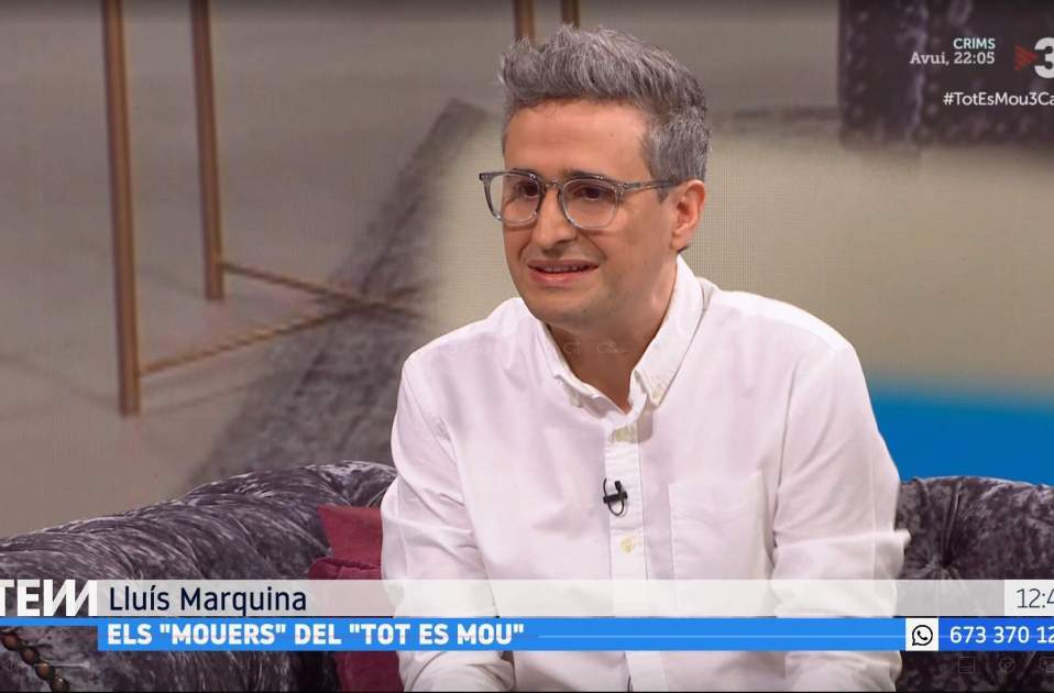 Lluis Marquina con gafas|ojeras y pelo blñancs, TV3