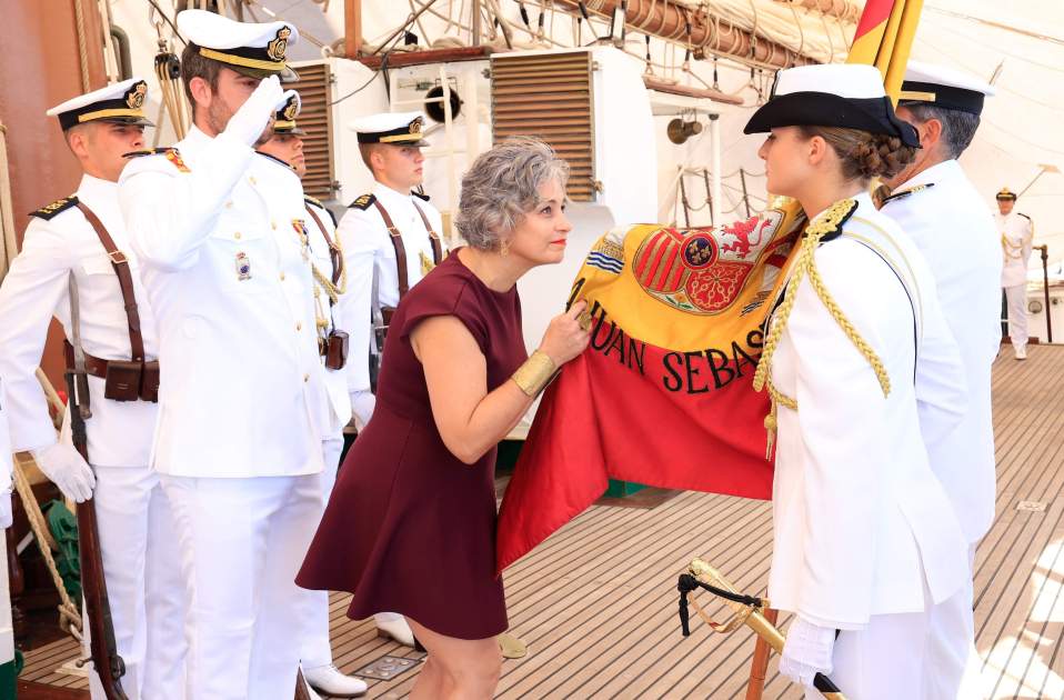 Jura de bandera en Uruguay, CR