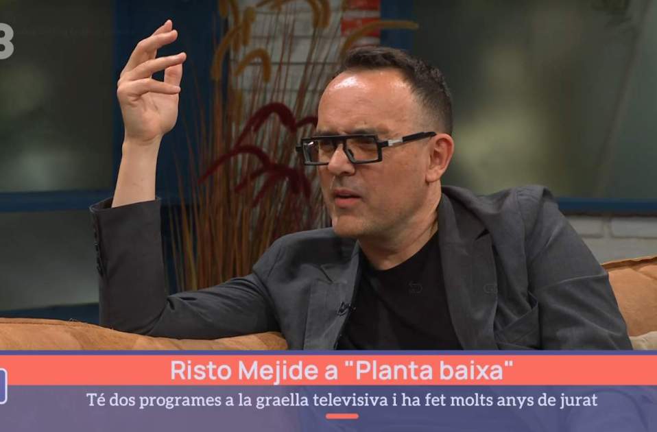 Risto Mejide venent el seu llibre en català a TV3