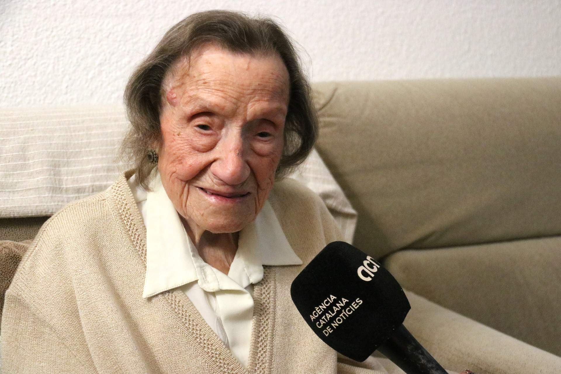 Angelina Torres, la persona más longeva de Catalunya y el Estado, cumple 112 años