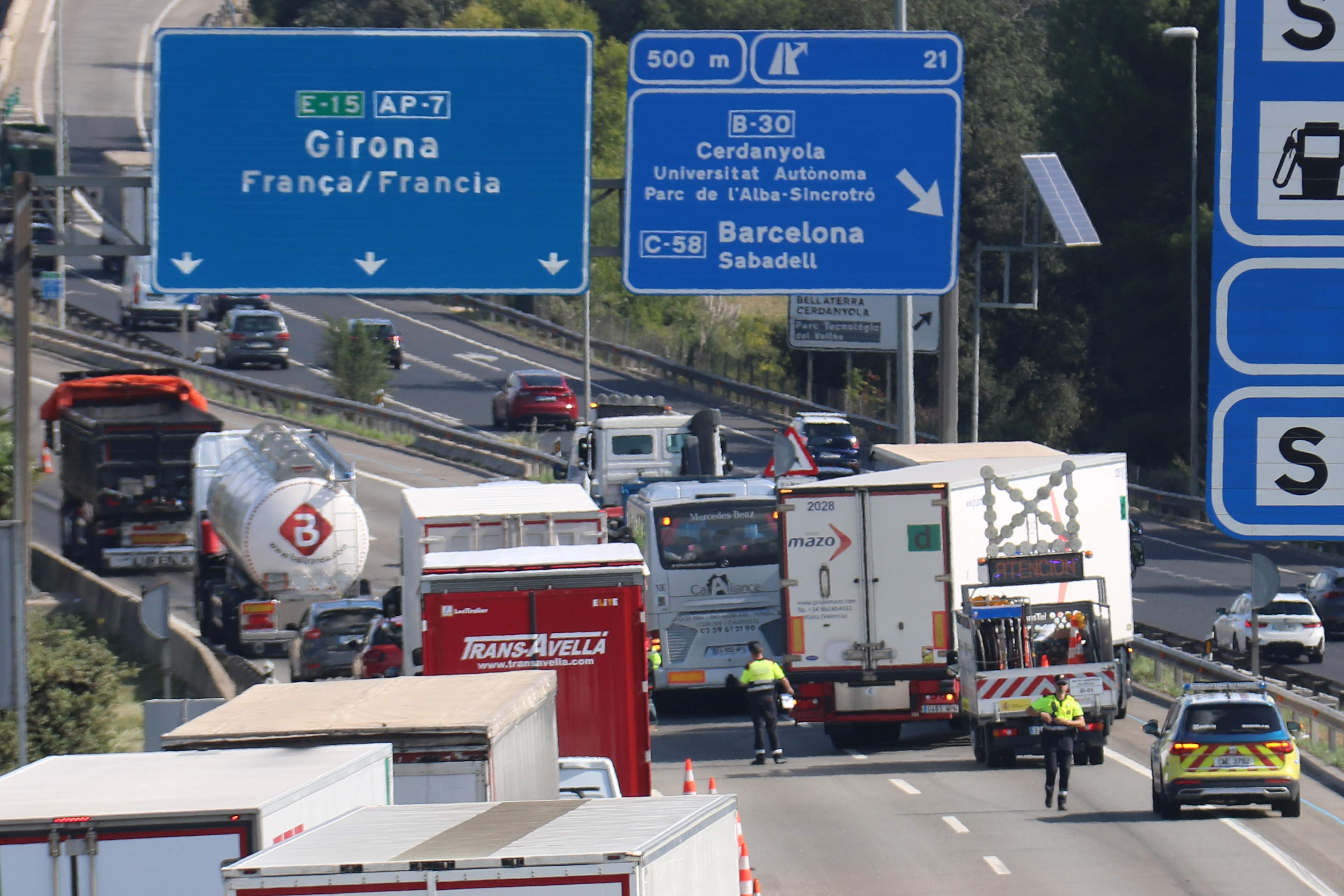 Trànsit estudia enviar avisos als conductors que circulen per l'AP-7 sobre les incidències