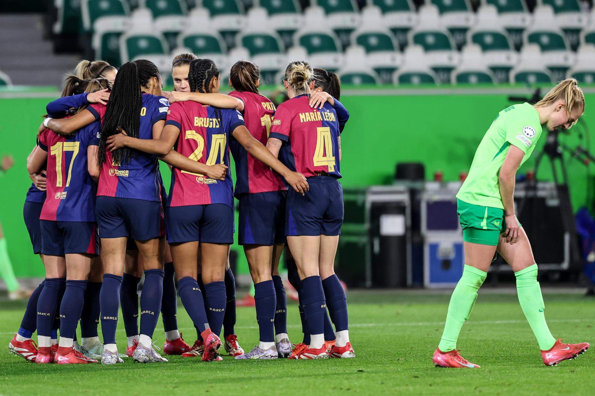 El Barça domina el Wolfsburg i encarrila els quarts de la Champions femenina (1-4)