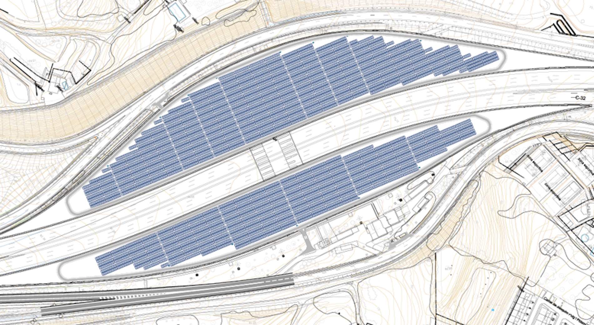 Impuls a les obres per instal·lar el parc solar a l’antic peatge de la C-32 a Arenys de Mar