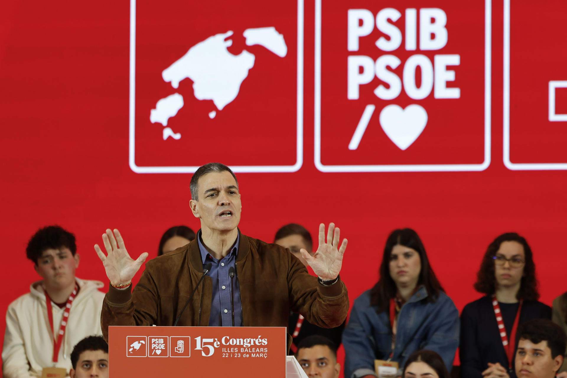 Pedro Sánchez carrega contra l'aliança de PP i Vox al País Valencià: "El pacte del Ventorro"