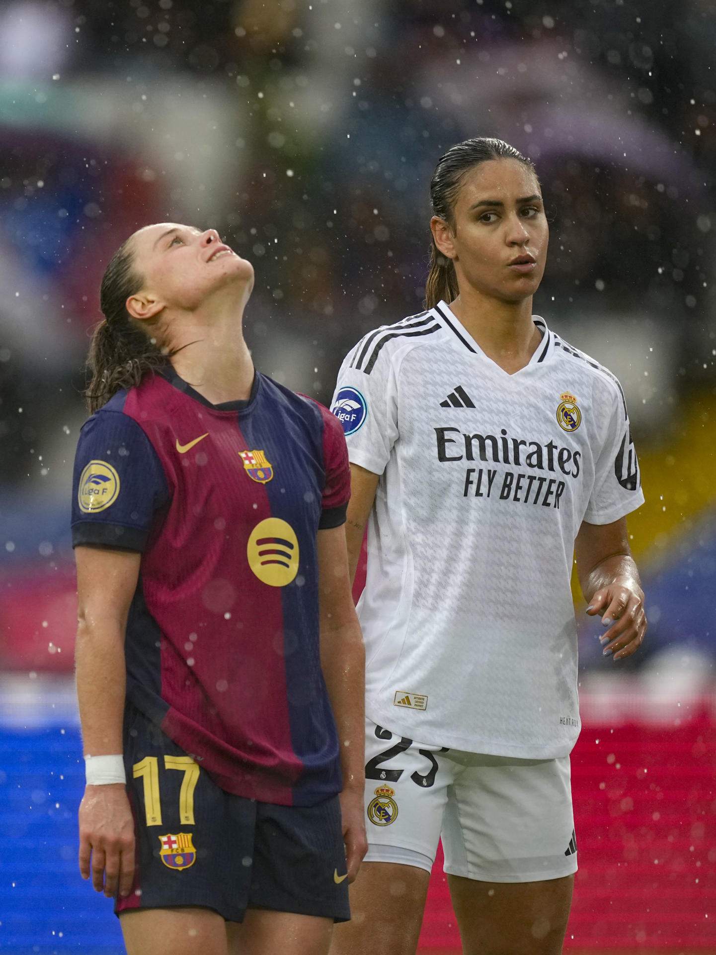 Escándalo bochornoso en el Barça-Real Madrid: el fútbol femenino entra en una nueva dimensión, ya conocida