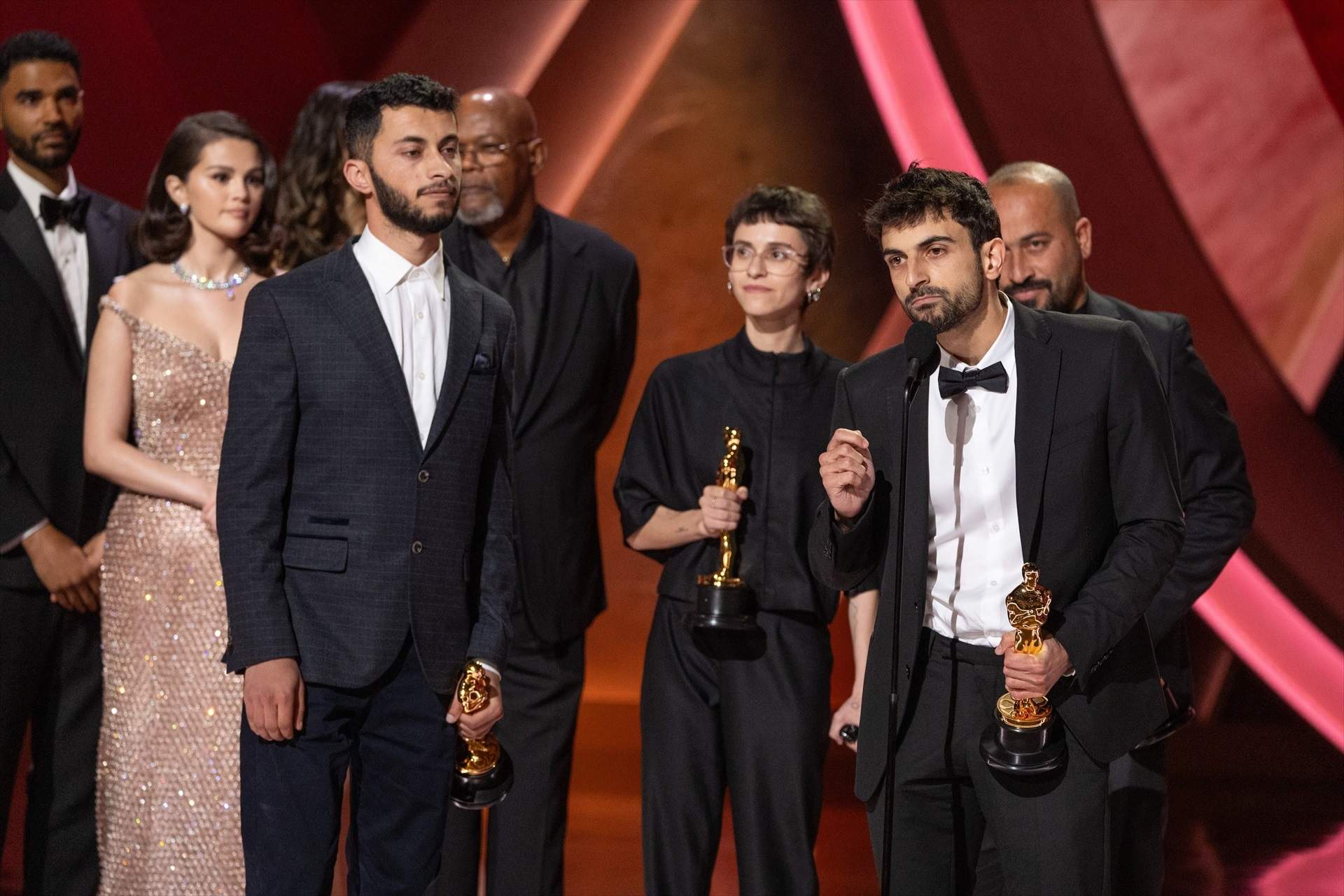 Israel allibera el codirector del documental sobre Palestina guanyador de l'Oscar