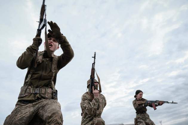 ucraïna guerra entrenament joves efe ucraïna guerra entrenament joves efe