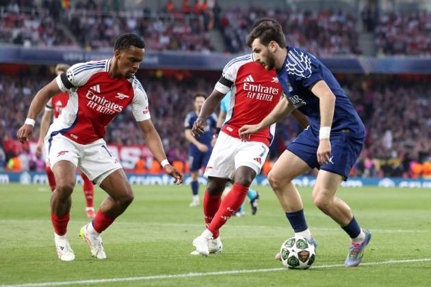 Arsenal PSG Kvaratskhelia EFE Arsenal PSG Kvaratskhelia EFE