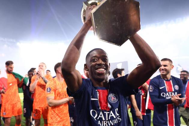 Ousmane Dembélé celebra un título con el PSG / Foto: EFE Ousmane Dembélé celebra un título con el PSG / Foto: EFE