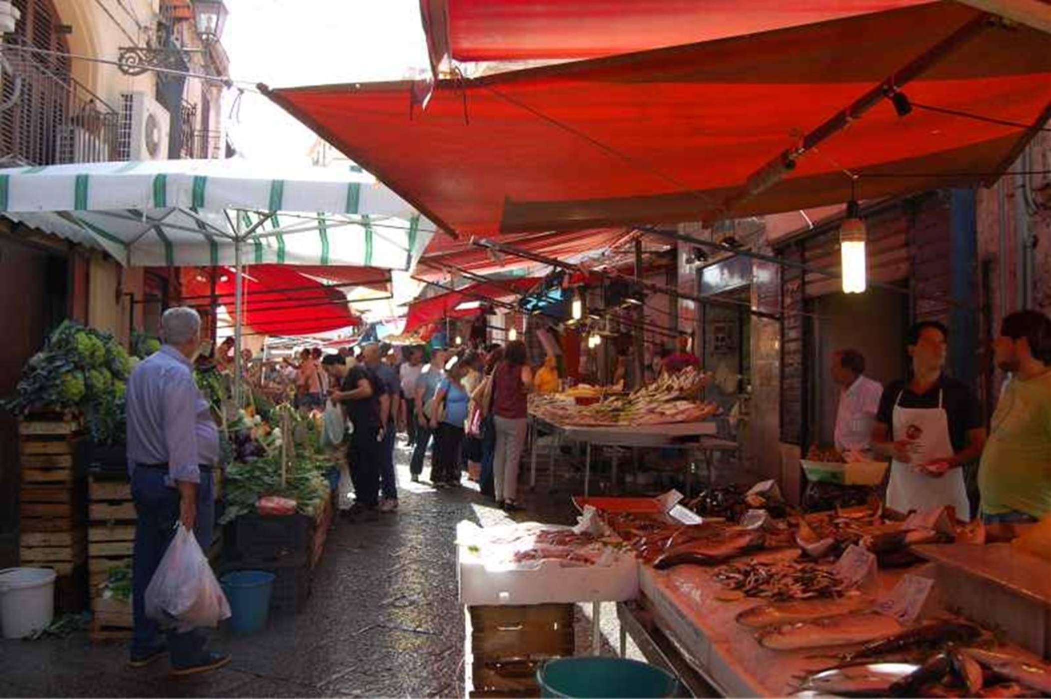 Palermo. Mercado del Capo. Font Comune di Palermo Palermo. Mercado del Capo. Font Comune di Palermo