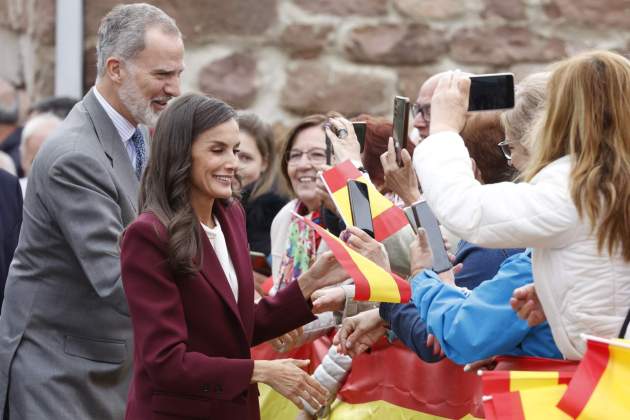 DL u584250 023 DL u584250 023