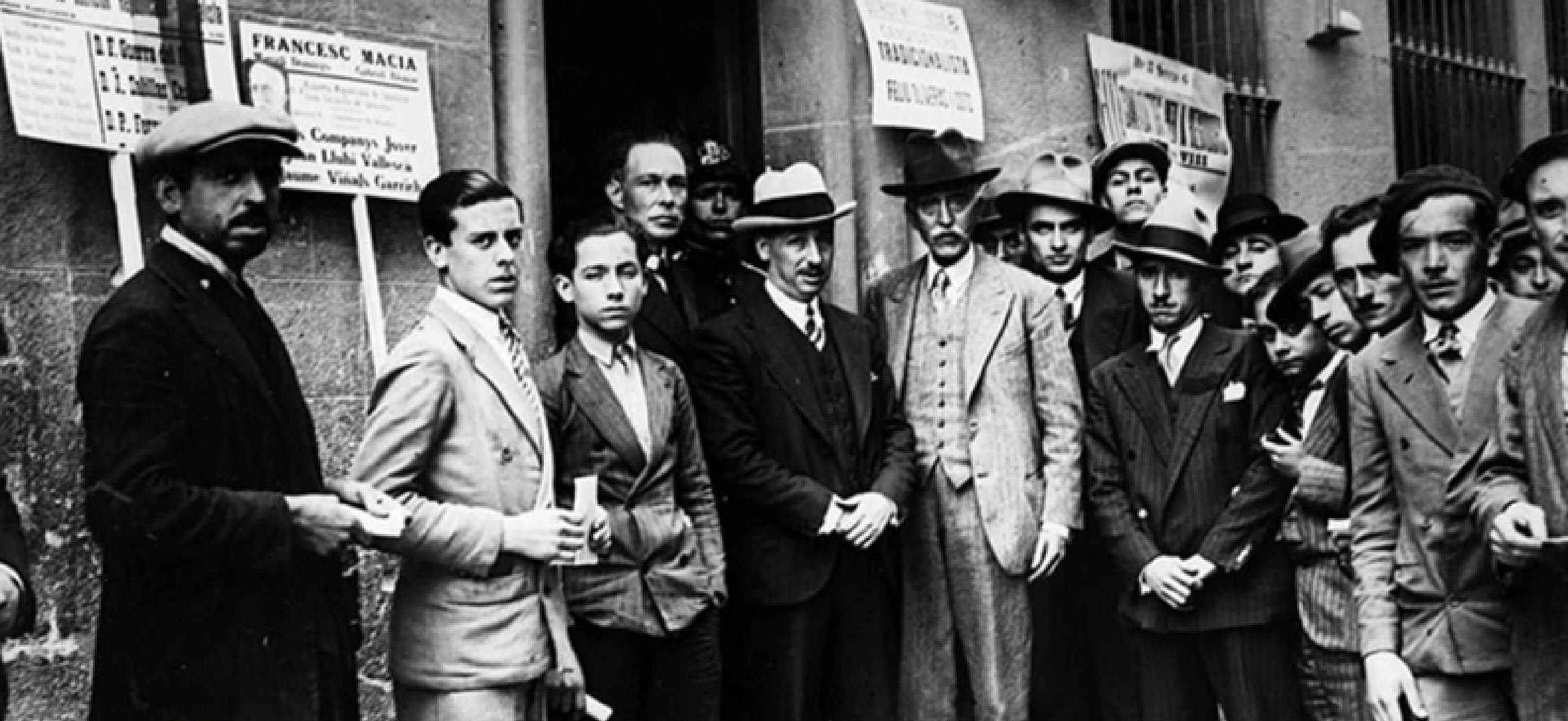 Macià i Companys, el 12 d'abril de 1931, en un col·legi electoral. Font Fundació Irla Macià i Companys, el 12 d'abril de 1931, en un col·legi electoral. Font Fundació Irla