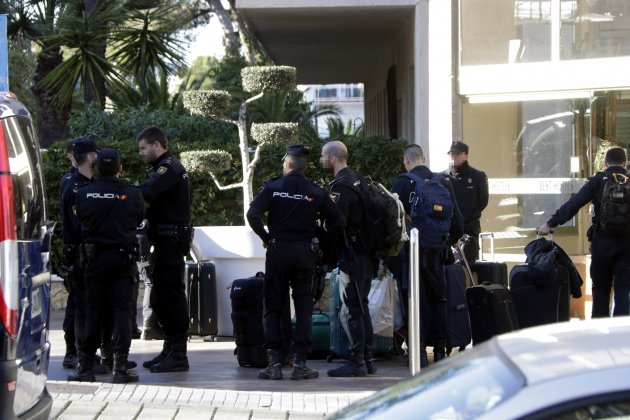 policia espanyola salou hotel 21-d - acn