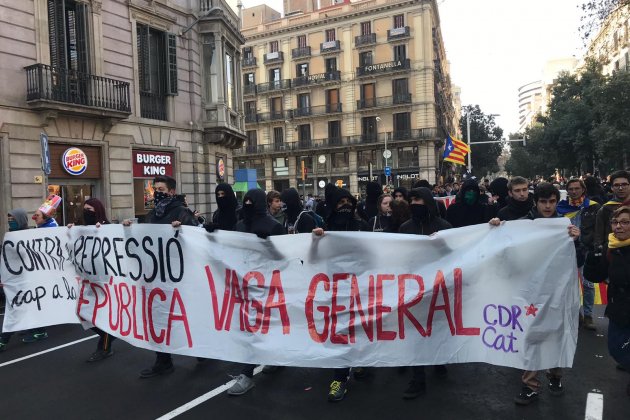 vaga general 21 f plaça urquinaona el nacional carlota camps vaga general 21 f plaça urquinaona el nacional carlota camps