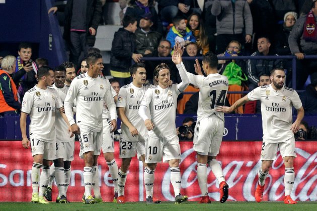 Real madrid contra llevant