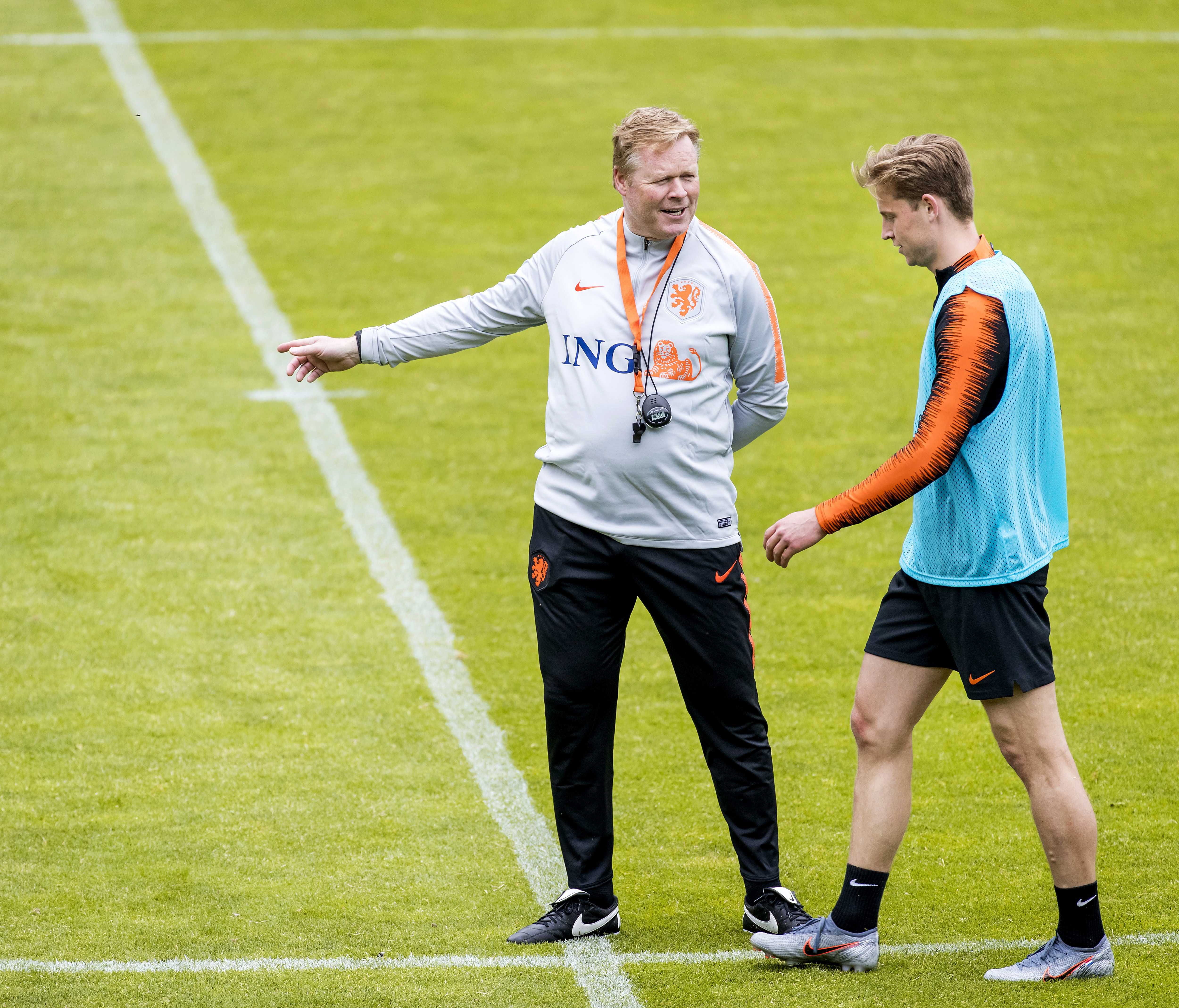 Ronald Koeman avisa sobre el preocupant estat físic de Frenkie de Jong