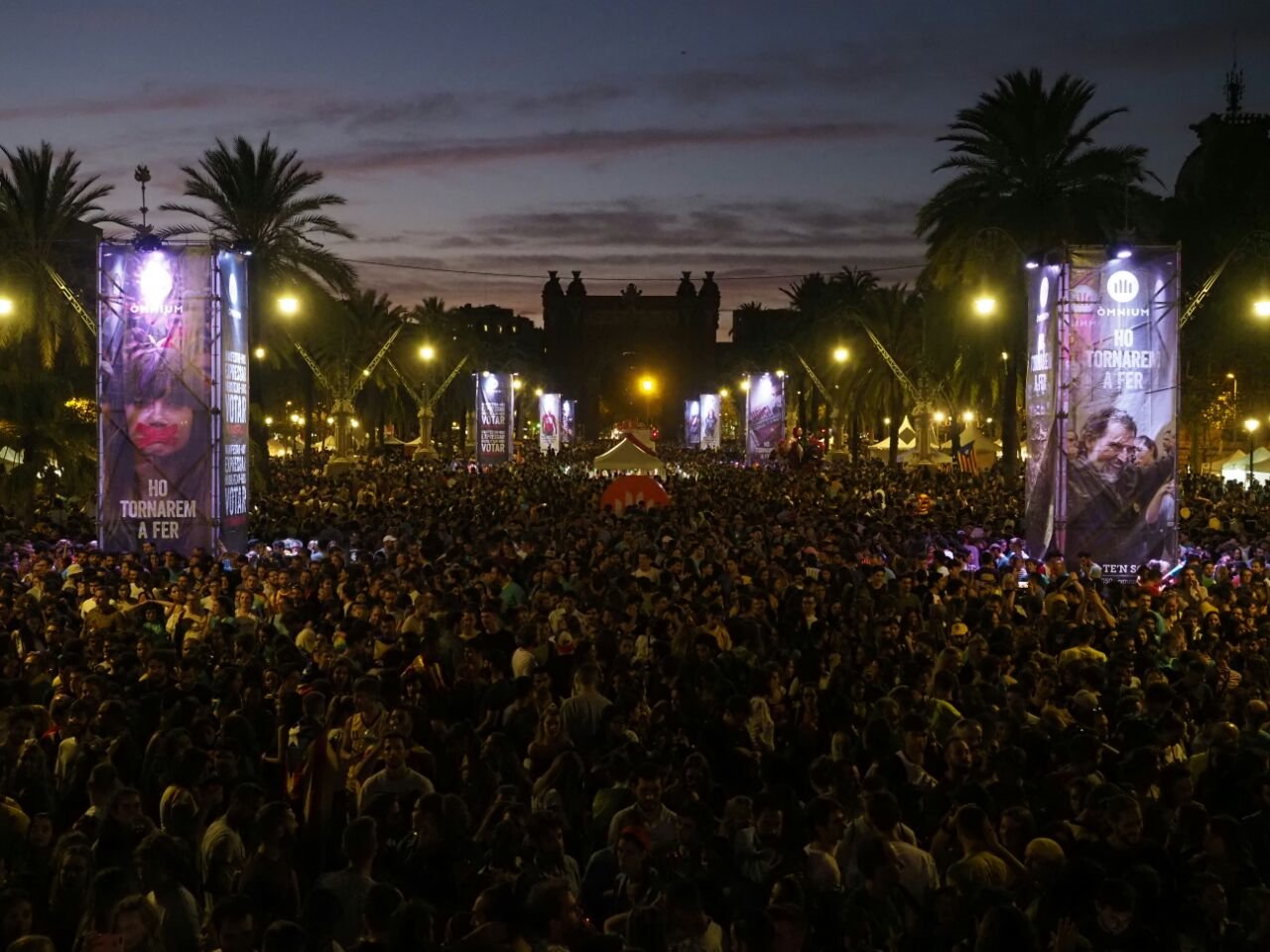 Ginestà, Al·lèrgiques al Pol·len y Flashy Ice Cream en la 'Festa per la Llibertat' de Òmnium de la Diada