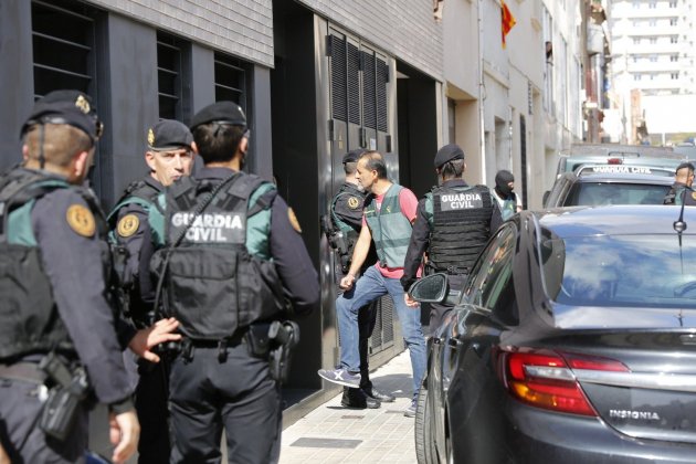 ELNACIONAL escorcolls sabadell guardia civil - Sergi Alcàzar